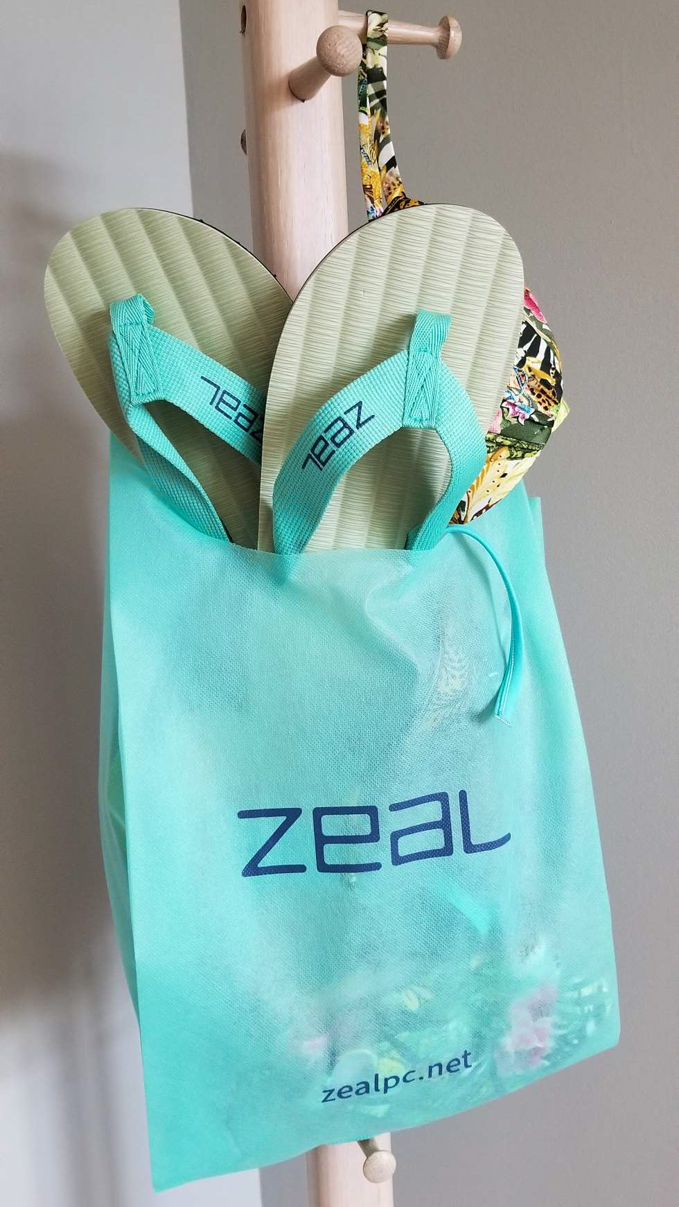 Zeal® Slip-Resistant Flip Flops