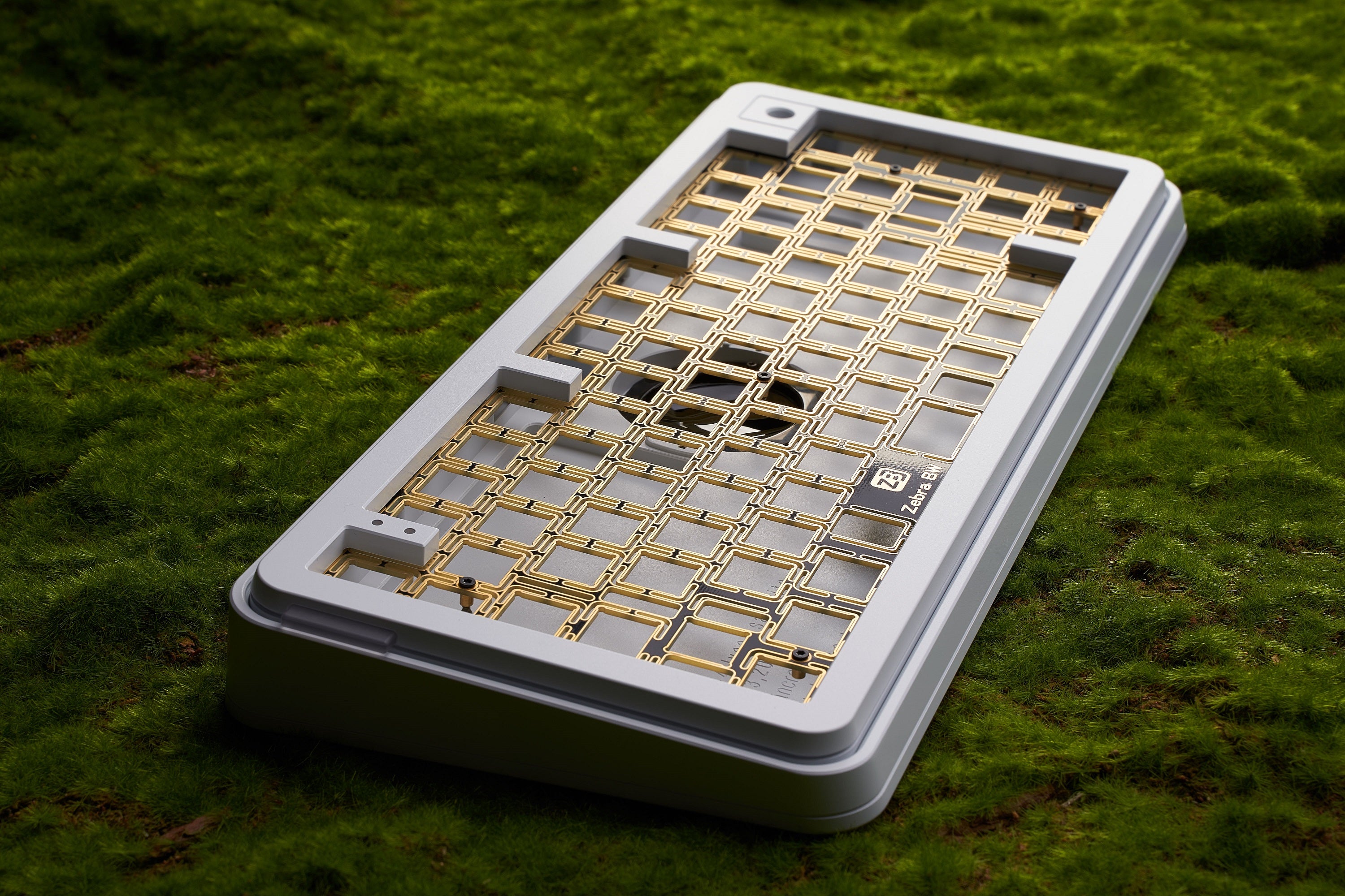 Astronaut75 Custom Keyboard - Zeal Generation Inc.